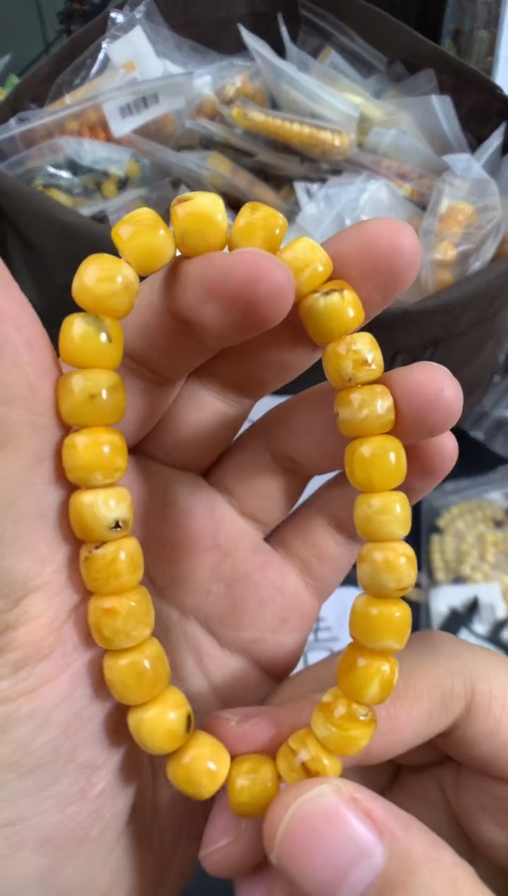 琥珀未镶嵌珠宝奇石1