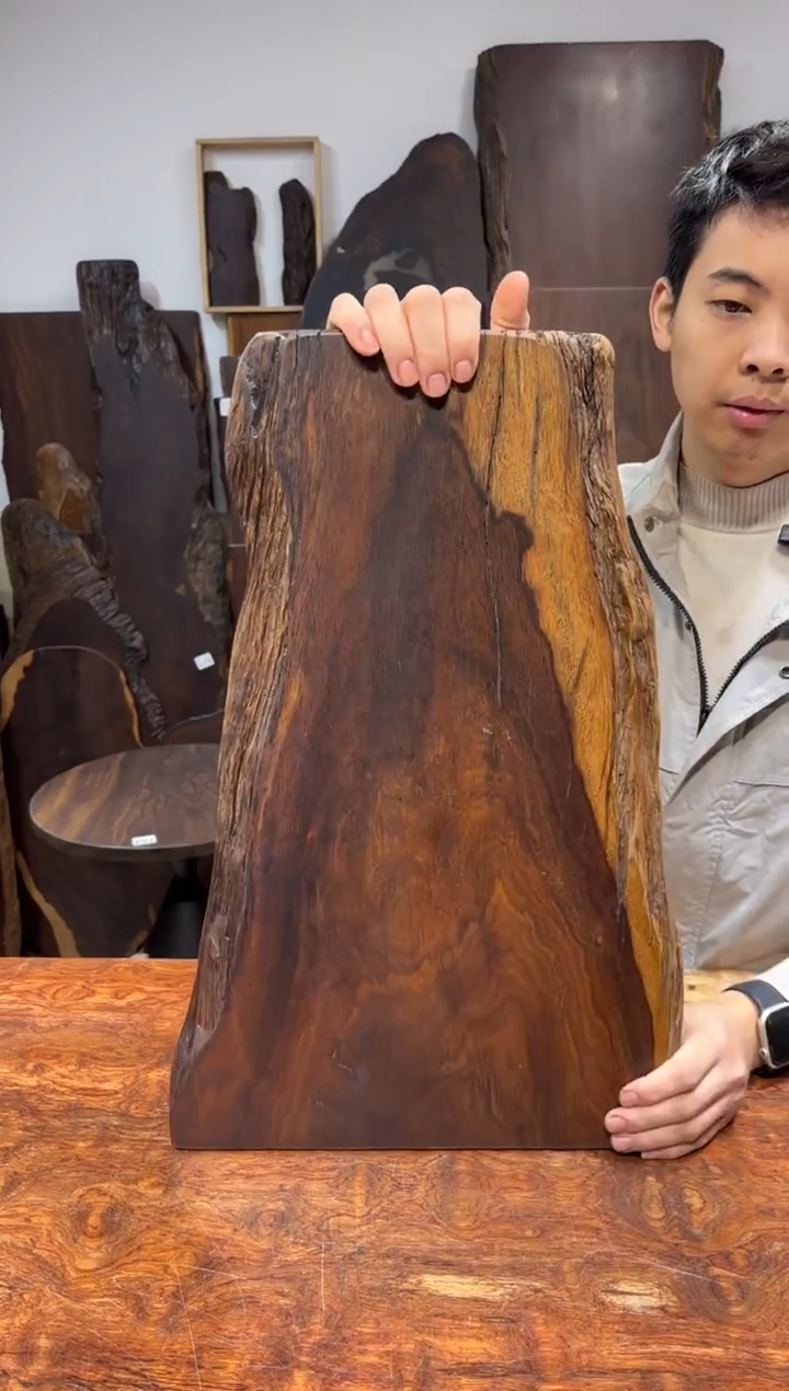 风车木（黑檀木）尺寸55*30*2.3编号035