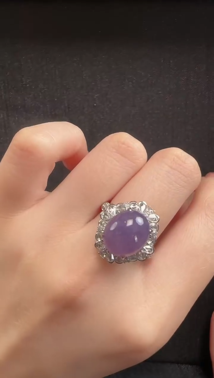 【闪购商品】翡翠戒指18K金镶嵌145蛋面一只