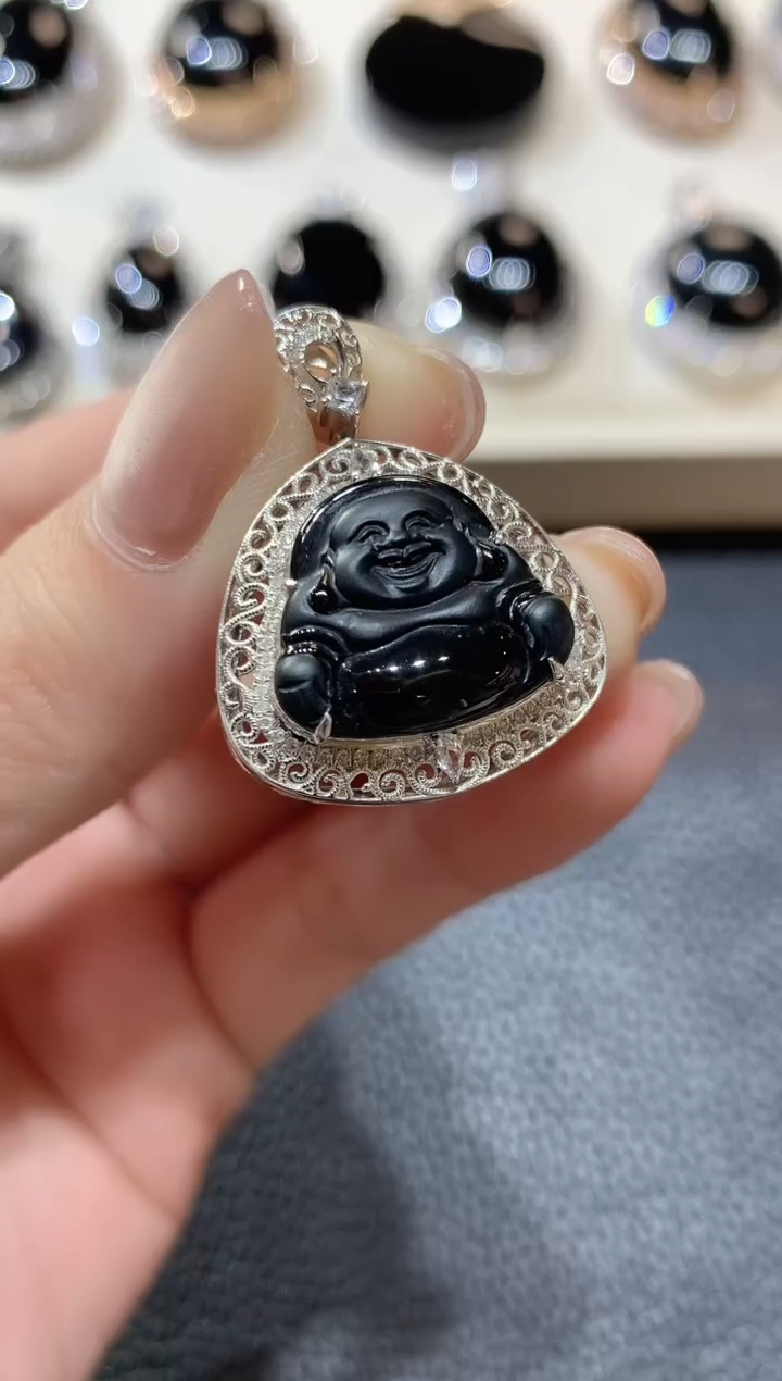 【闪购商品】翡翠颈饰18K金镶嵌D28墨翠