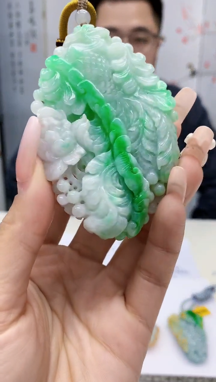 【闪购商品】定制翡翠未镶嵌5153lr-毛货挂件30