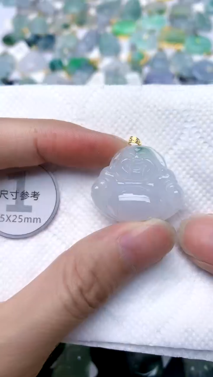 颈饰18K金镶嵌翡翠天然A货翡翠