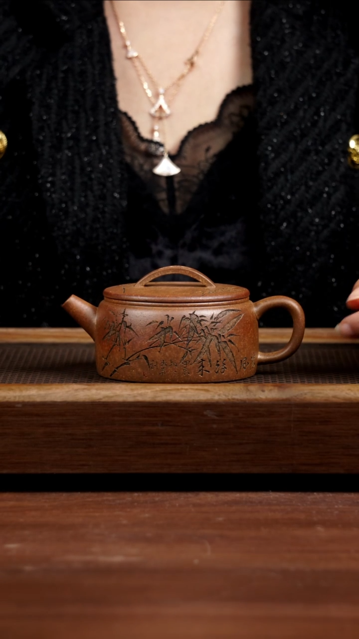 【闪购商品】紫砂茶壶龙骨金砂汉瓦210CC