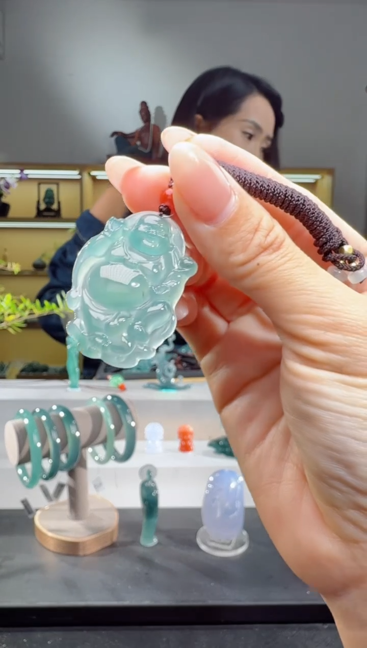 吊坠(不含链)未镶嵌翡翠佛