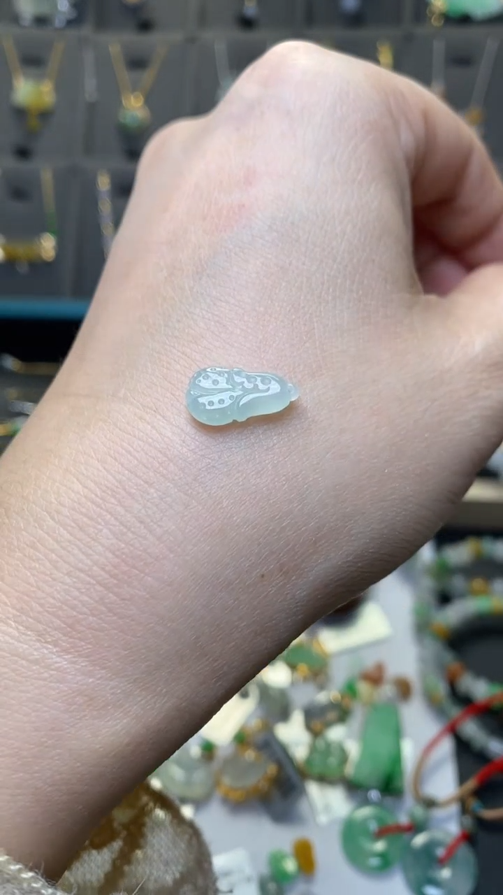 颈饰未镶嵌翡翠39321