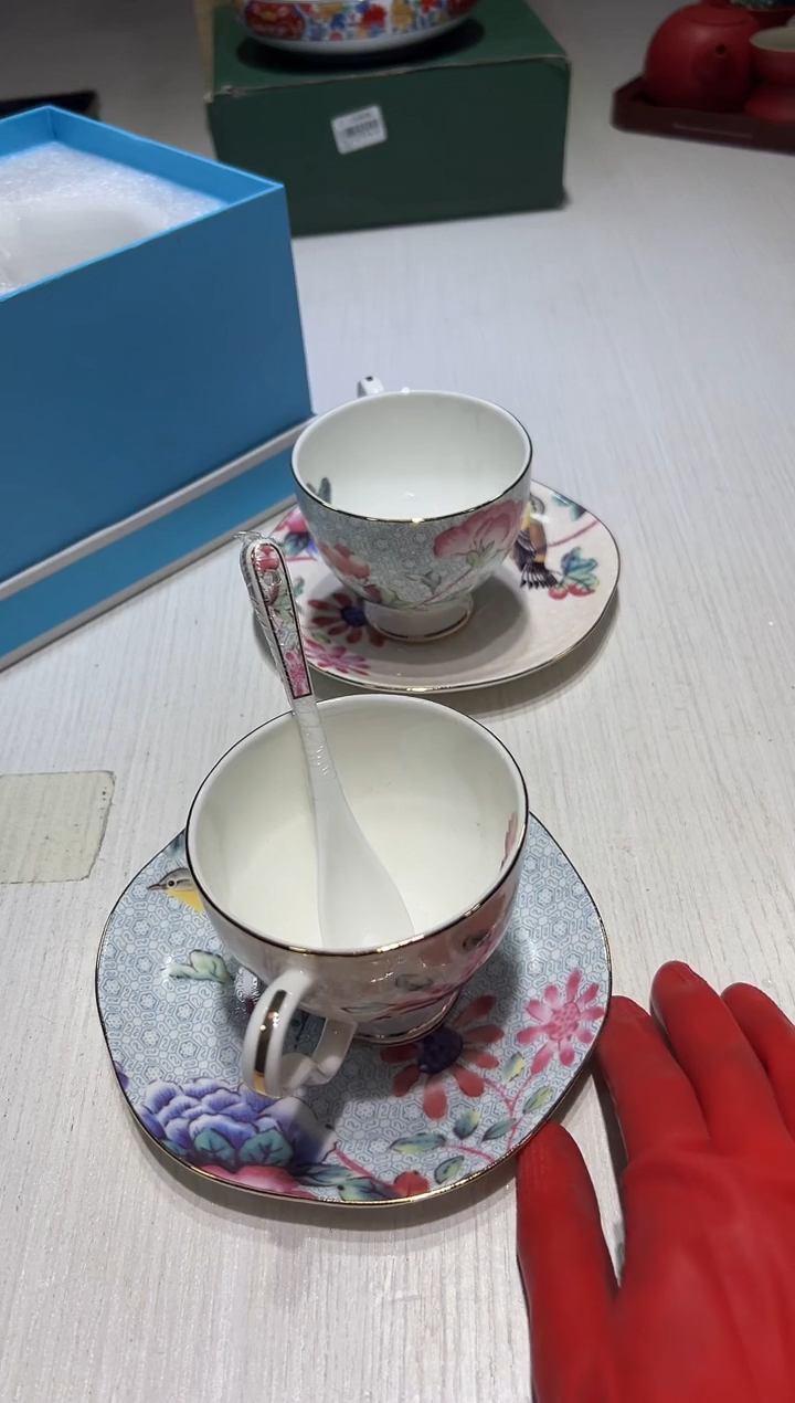 瓷片生活的本意是开心啊@@1
