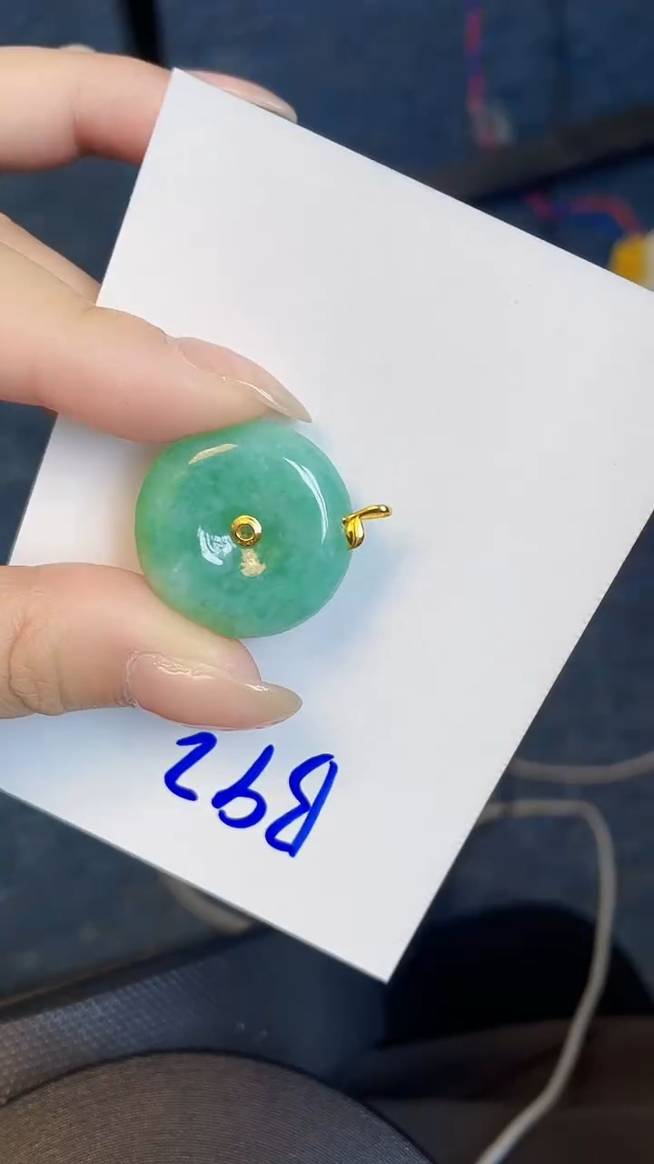 【闪购商品】翡翠颈饰18K金镶嵌00000000