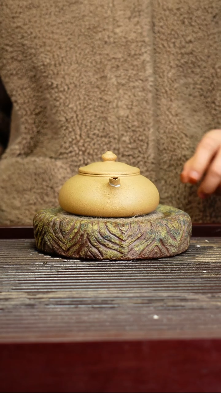 宜兴原矿紫砂壶茶壶宜兴原矿紫砂壶茶壶160C