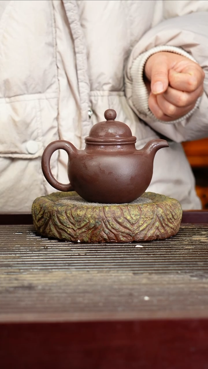 宜兴原矿紫砂壶茶壶宜兴原矿紫砂壶茶壶200C