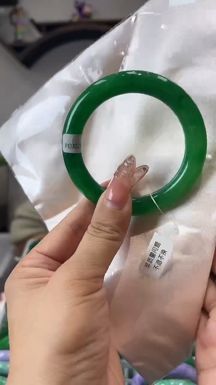 【闪购商品】砖雕h40 圈口55.5 独货手镯