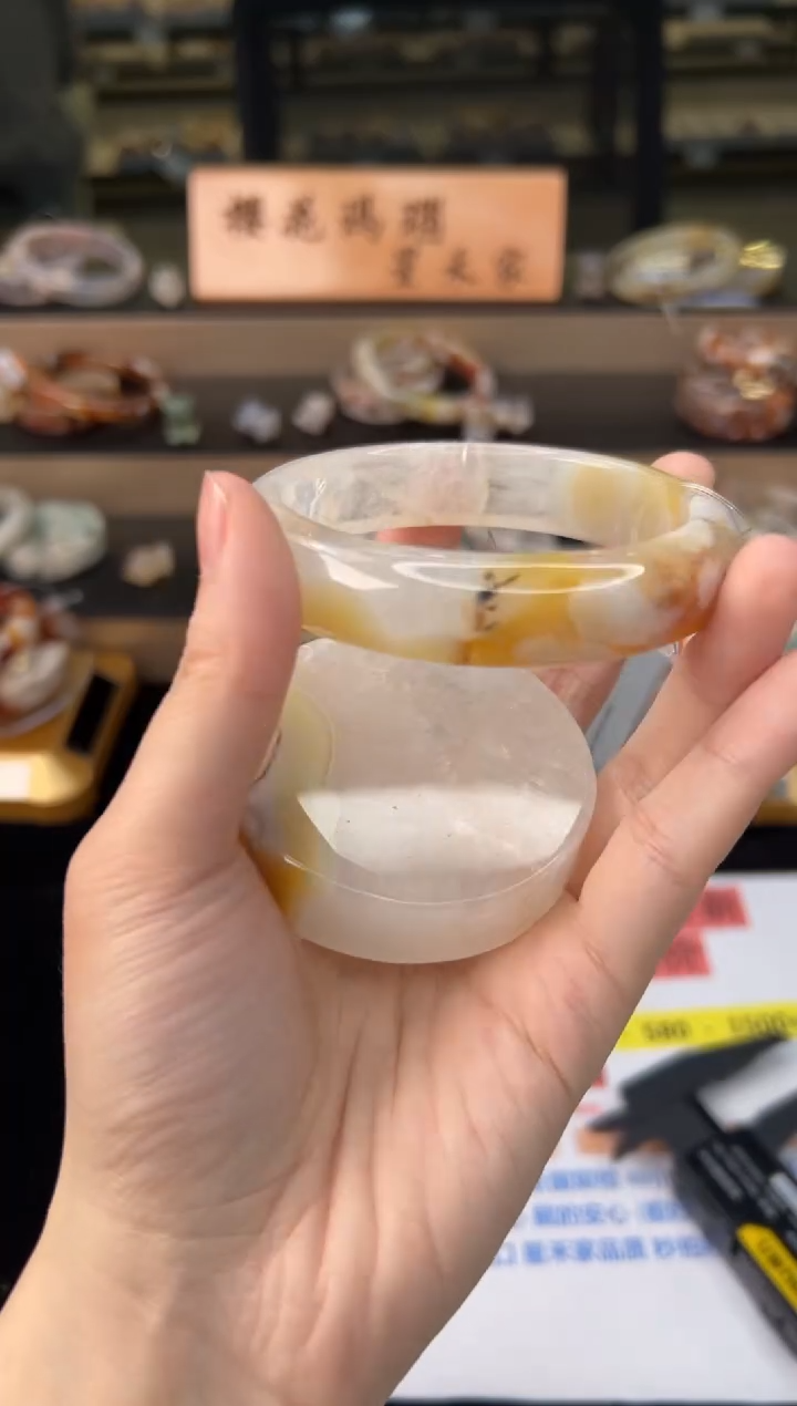 石英质玉未镶嵌手镯61圈口（赠送镯心）11468