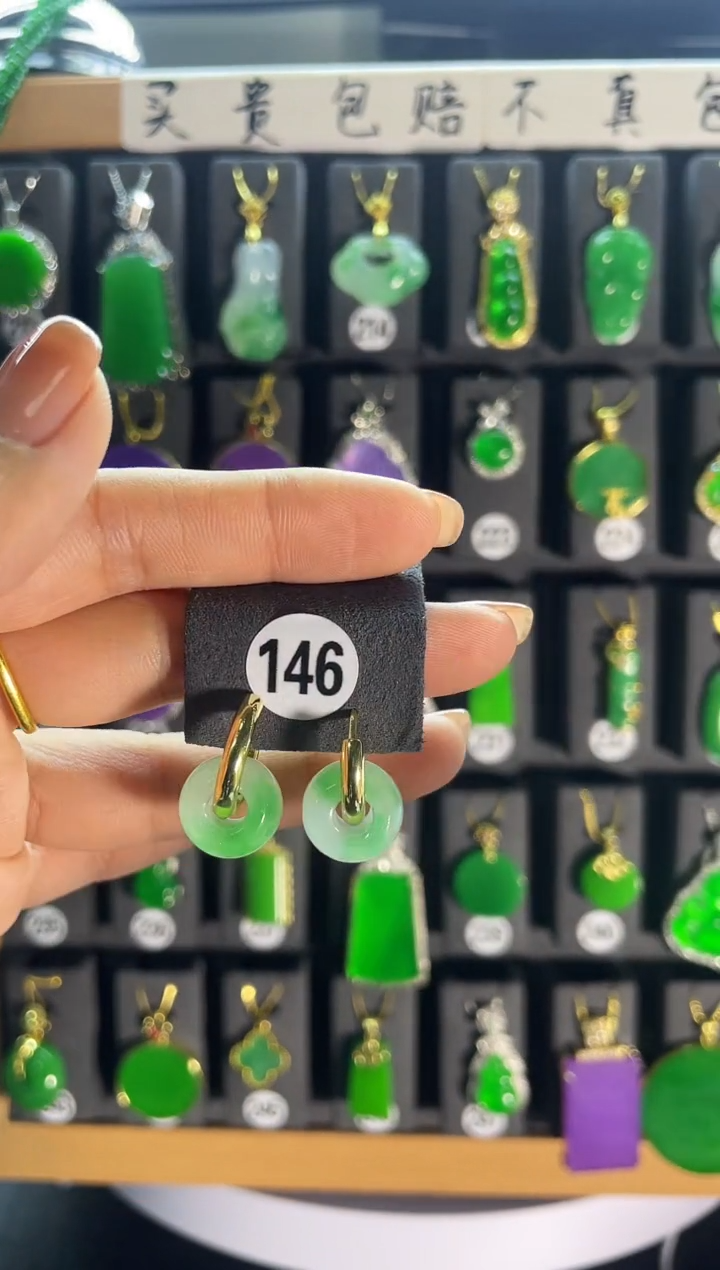 【闪购商品】翡翠耳饰银S925镶嵌146...