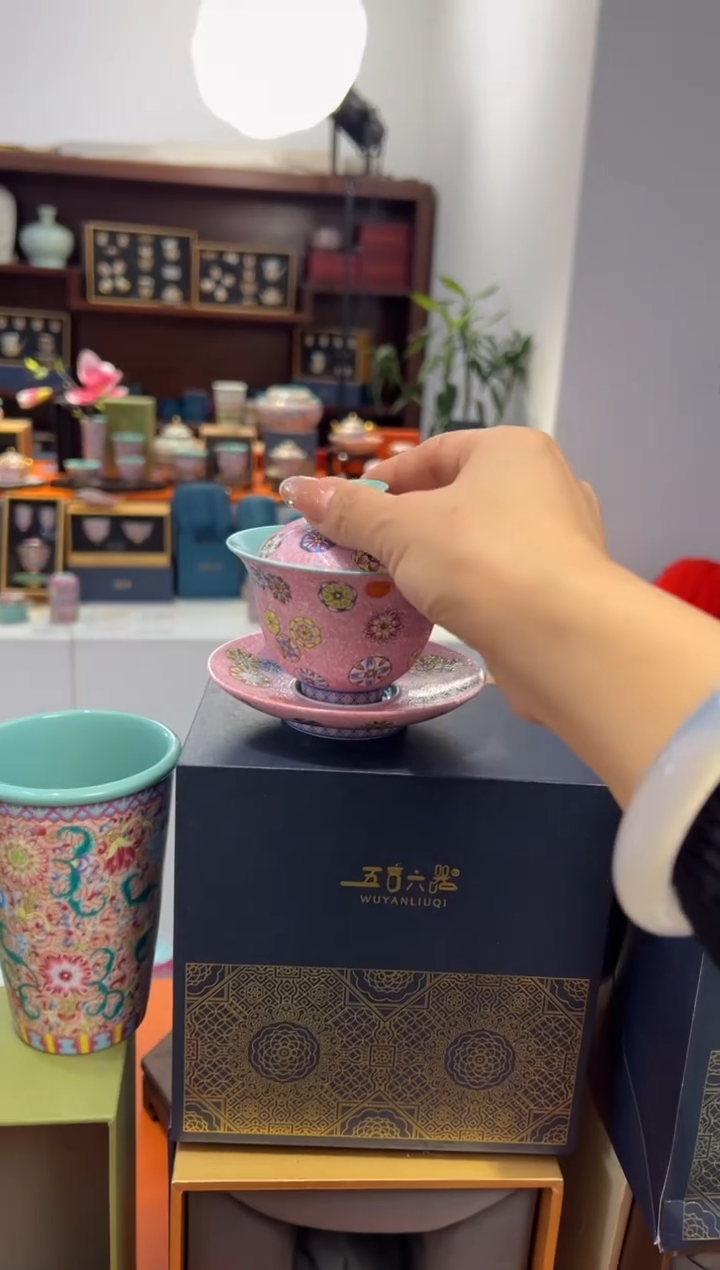 瓷片小乔闪购链接