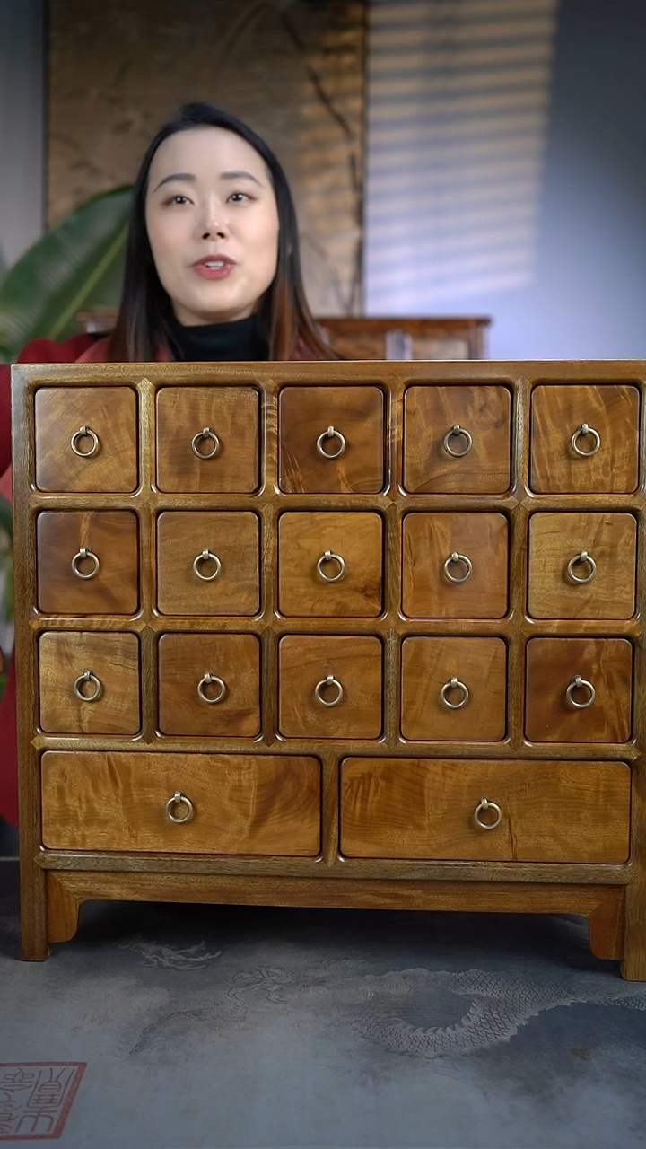 【闪购商品】金丝楠木艺满花精工枯木老料多宝柜72