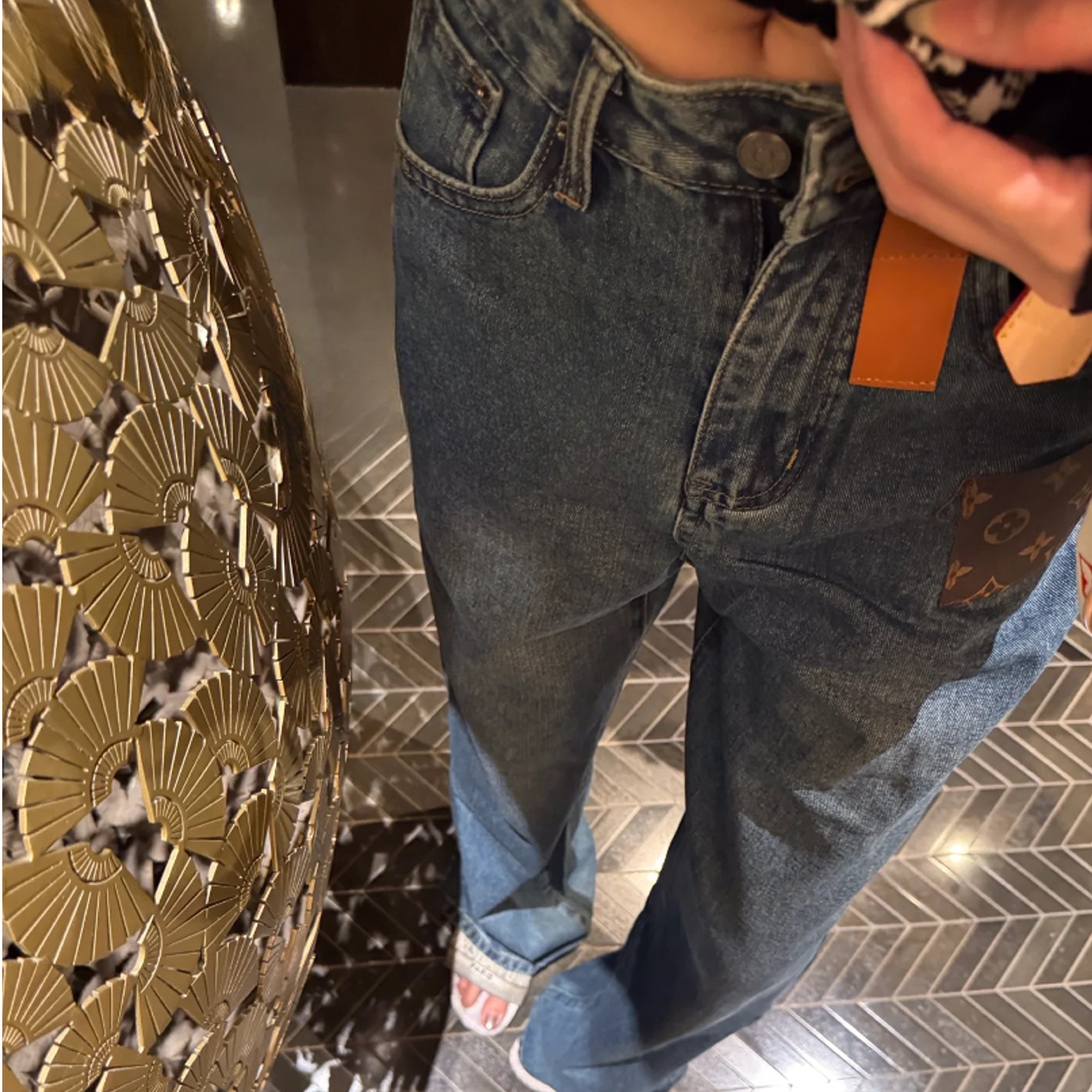楠妹定制  纯色经典高腰直筒复古百搭显瘦裤子宽松直筒牛仔裤女