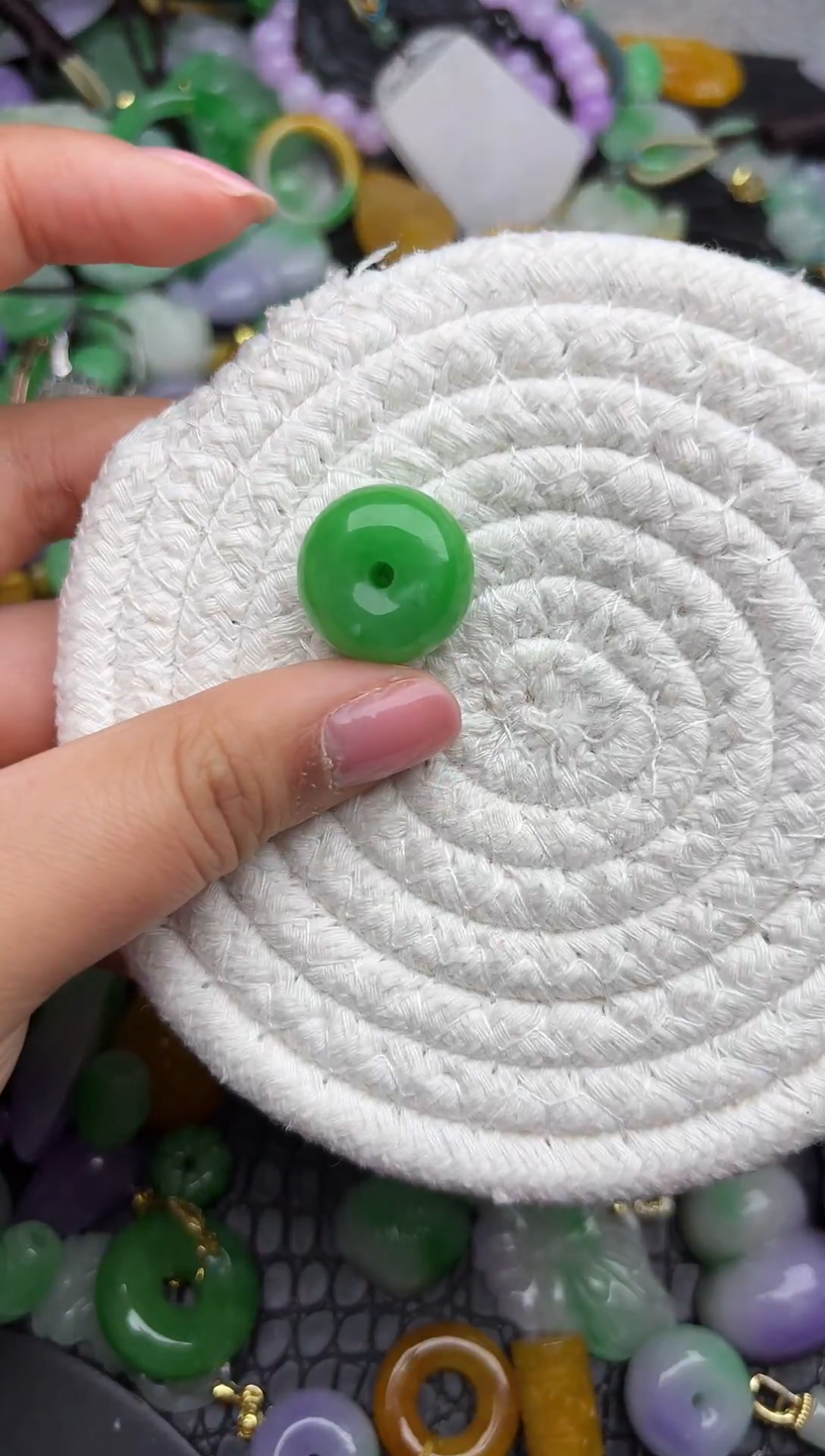 颈饰未镶嵌翡翠缅甸翡翠吊坠