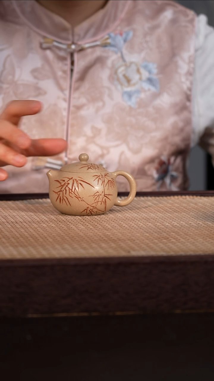 茶壶紫砂白玉段 100cc