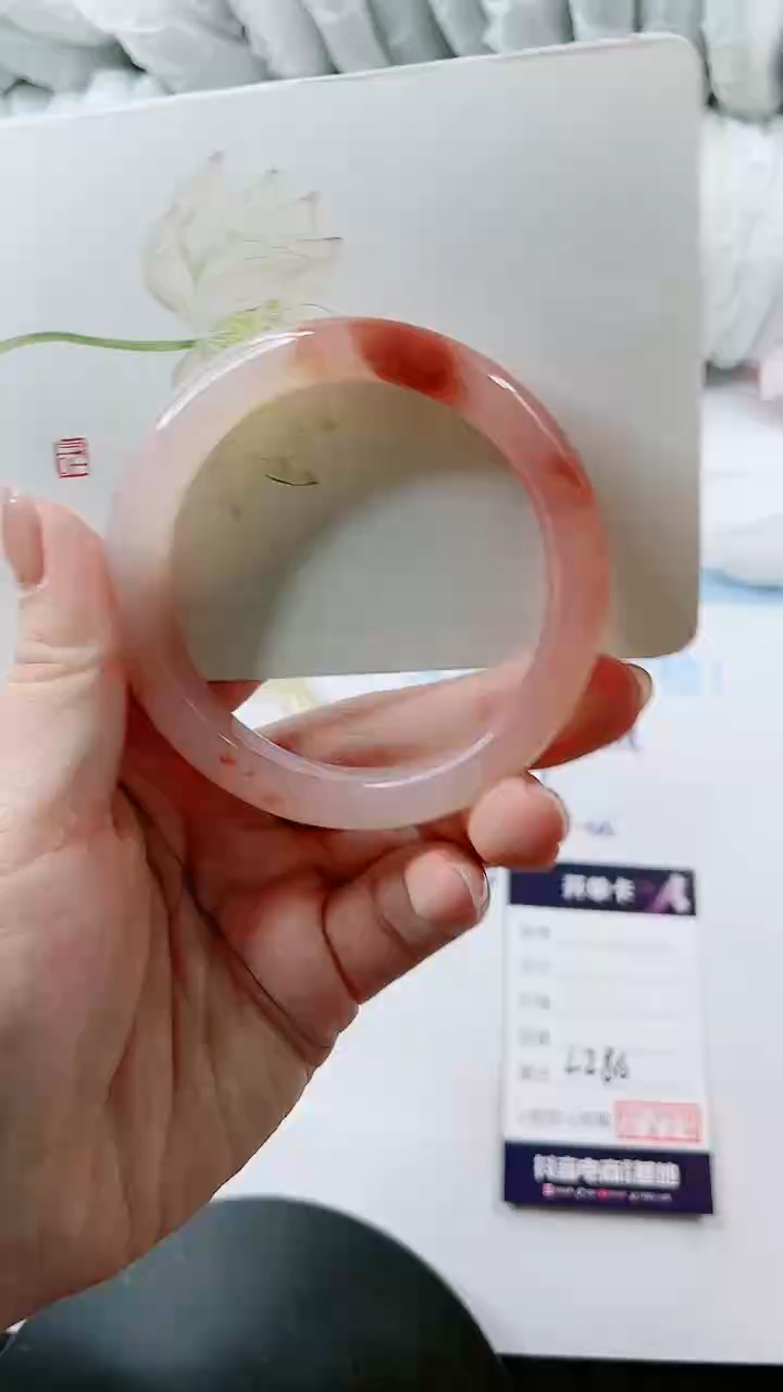 【闪购商品】石英质玉手镯未镶嵌多样性发货L286