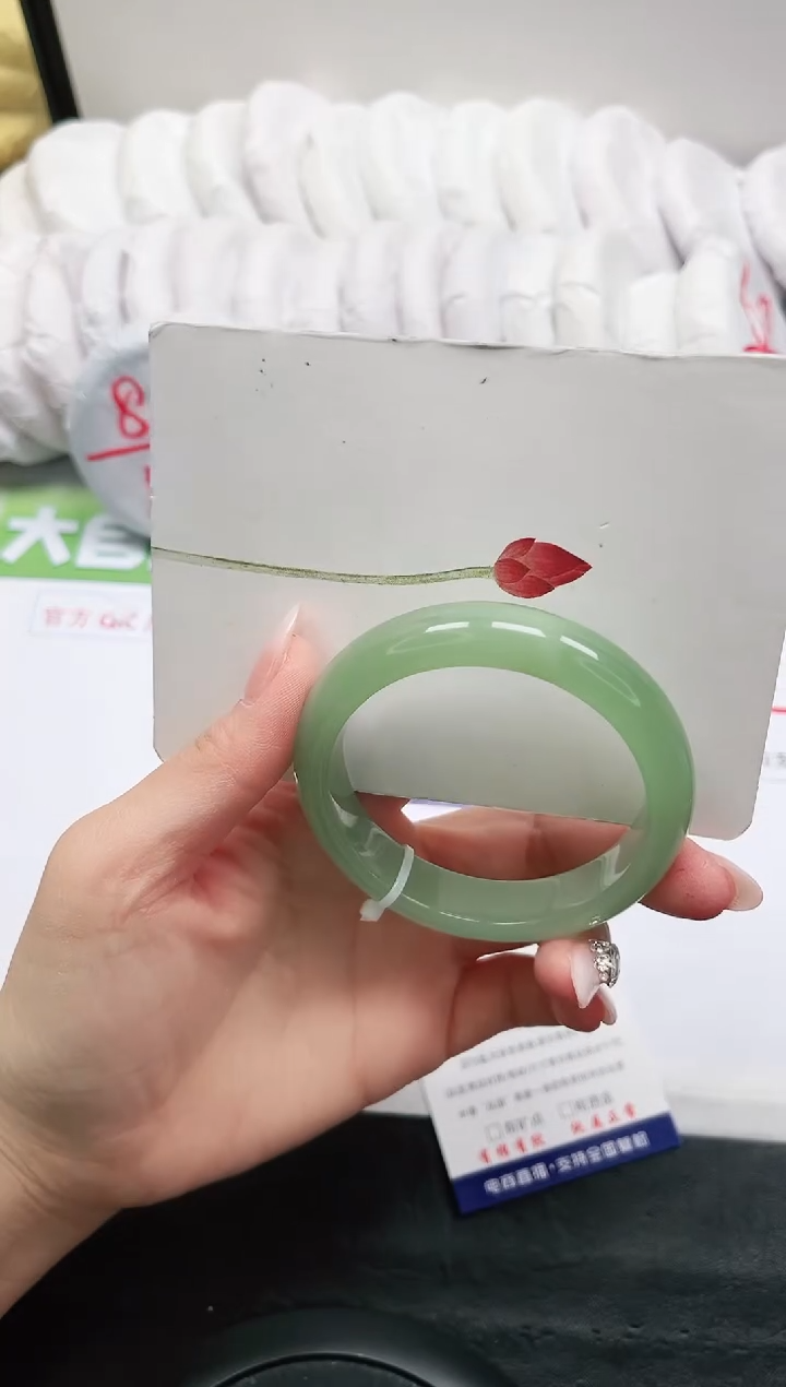 【闪购商品】石英质玉手镯合金309-57