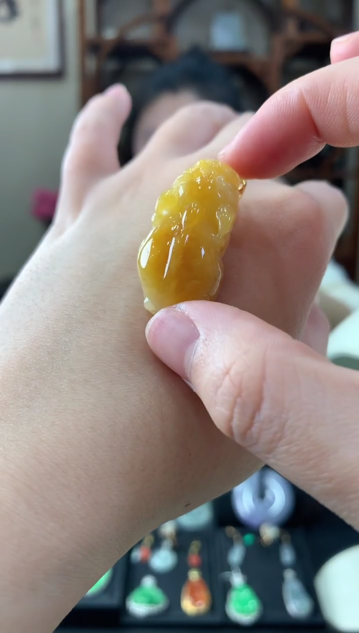 【闪购商品】翡翠吊坠(不含链)18K金镶嵌挂件