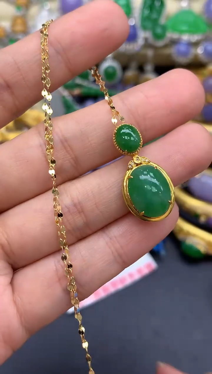 颈饰18K金镶嵌翡翠379-中国好珍宝