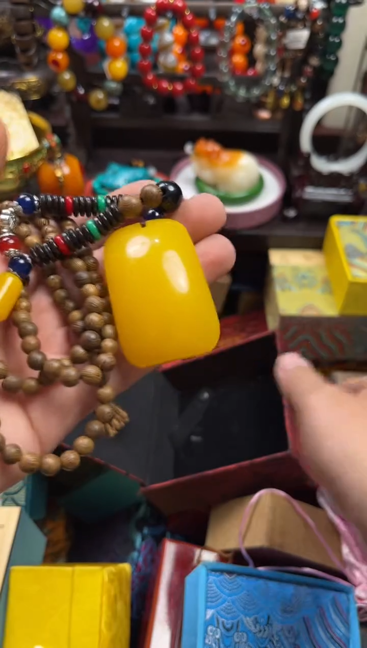 未镶嵌颈饰蜜蜡蜜小