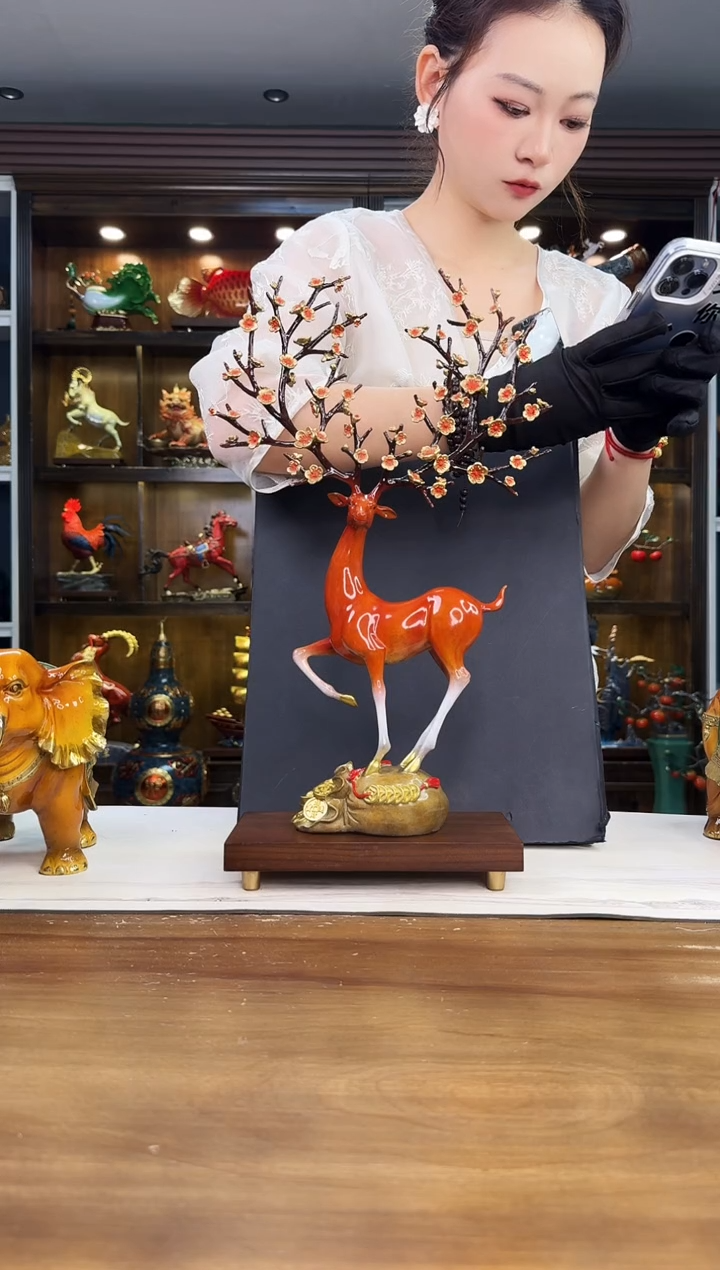 L****?一路高升 黄铜梅花鹿 高度 45