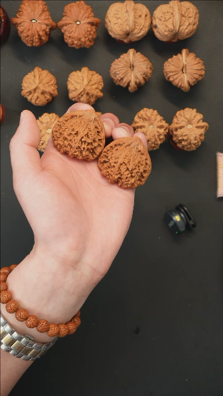 【闪购商品】文玩核桃吊坠46满天星