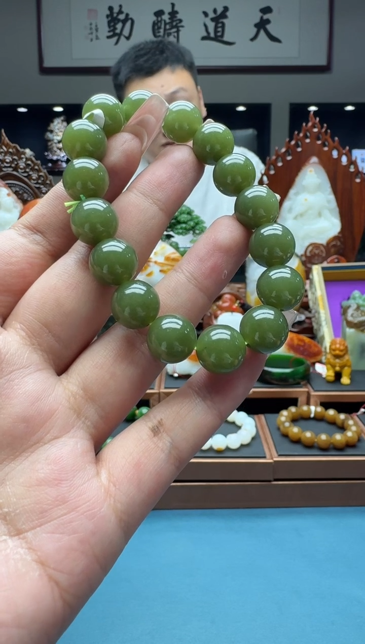 手串未镶嵌和田玉szqyq