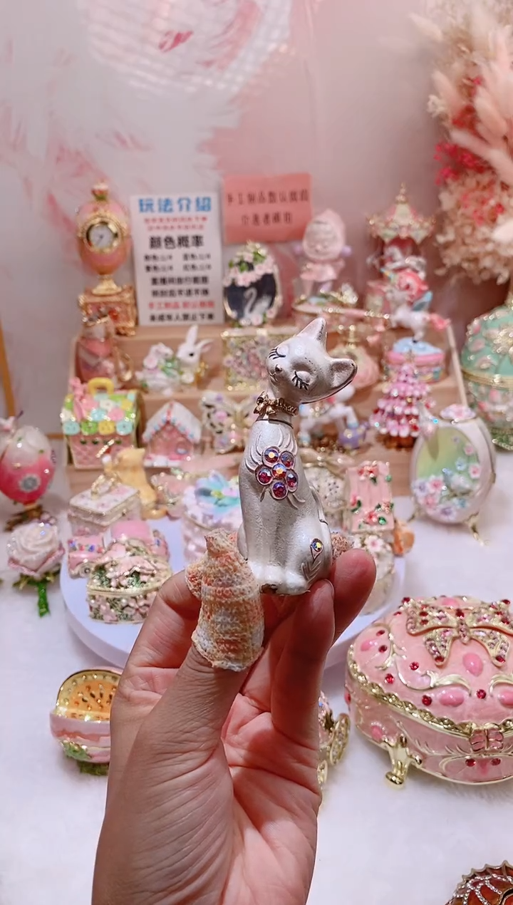 珐琅彩首饰盒摆件