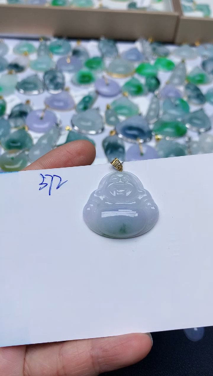 【闪购商品】翡翠颈饰18K金镶嵌天然翡翠A货   