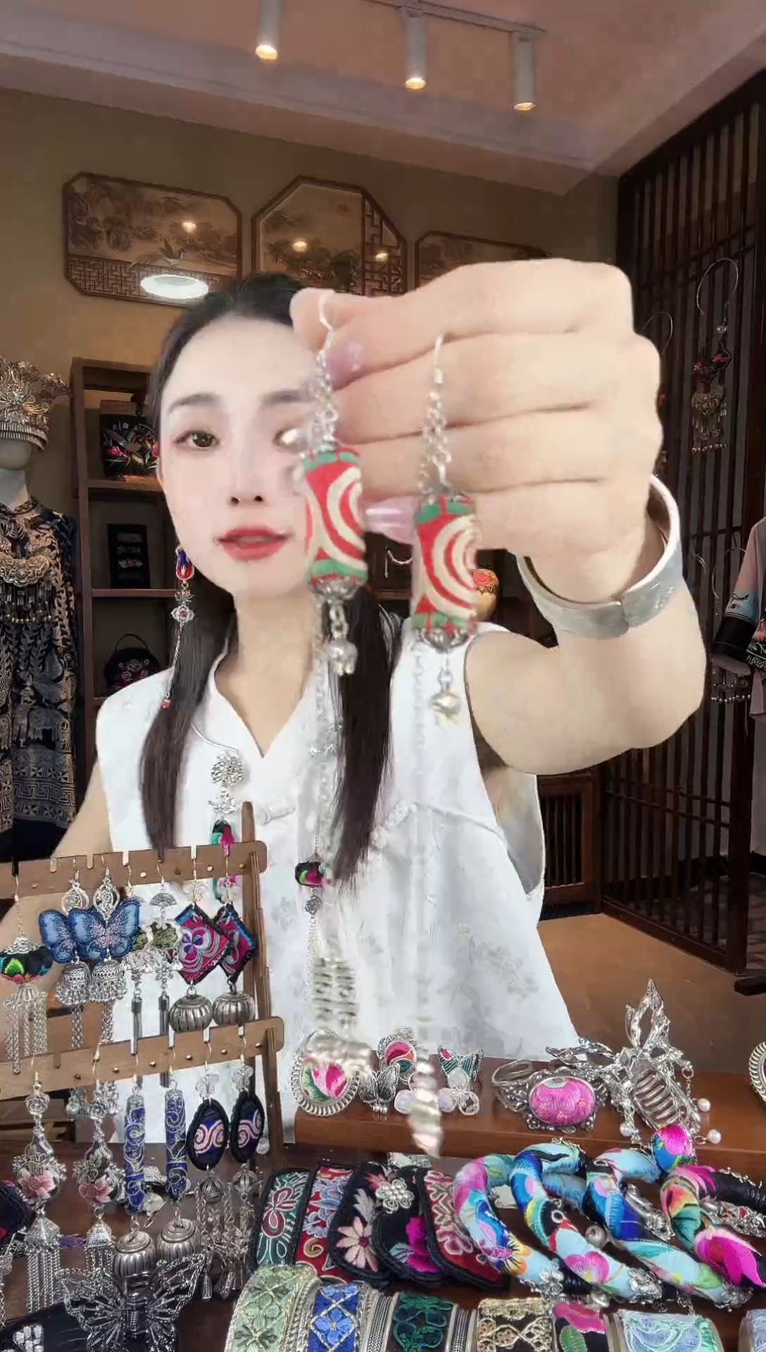 刺绣非遗刺绣民族风饰品
