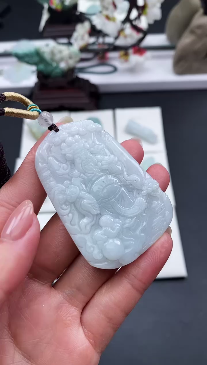 【闪购商品】翡翠颈饰未镶嵌天然缅甸A货翡翠