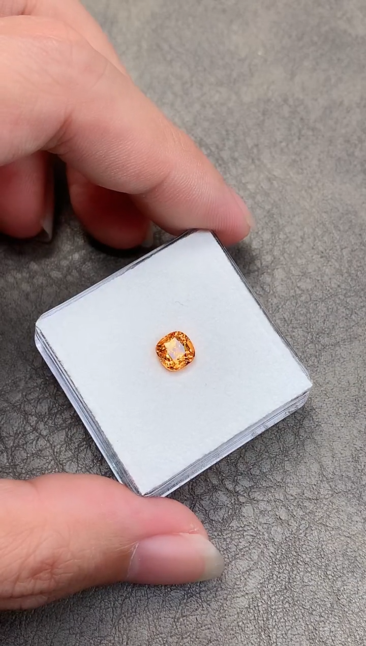 【闪购商品】石榴石（芬达石）裸石未镶嵌1.52ct 1号色 EXX