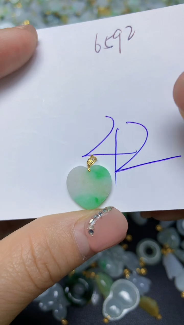 【闪购商品】翡翠挂件18K金镶嵌 天然翡翠A货