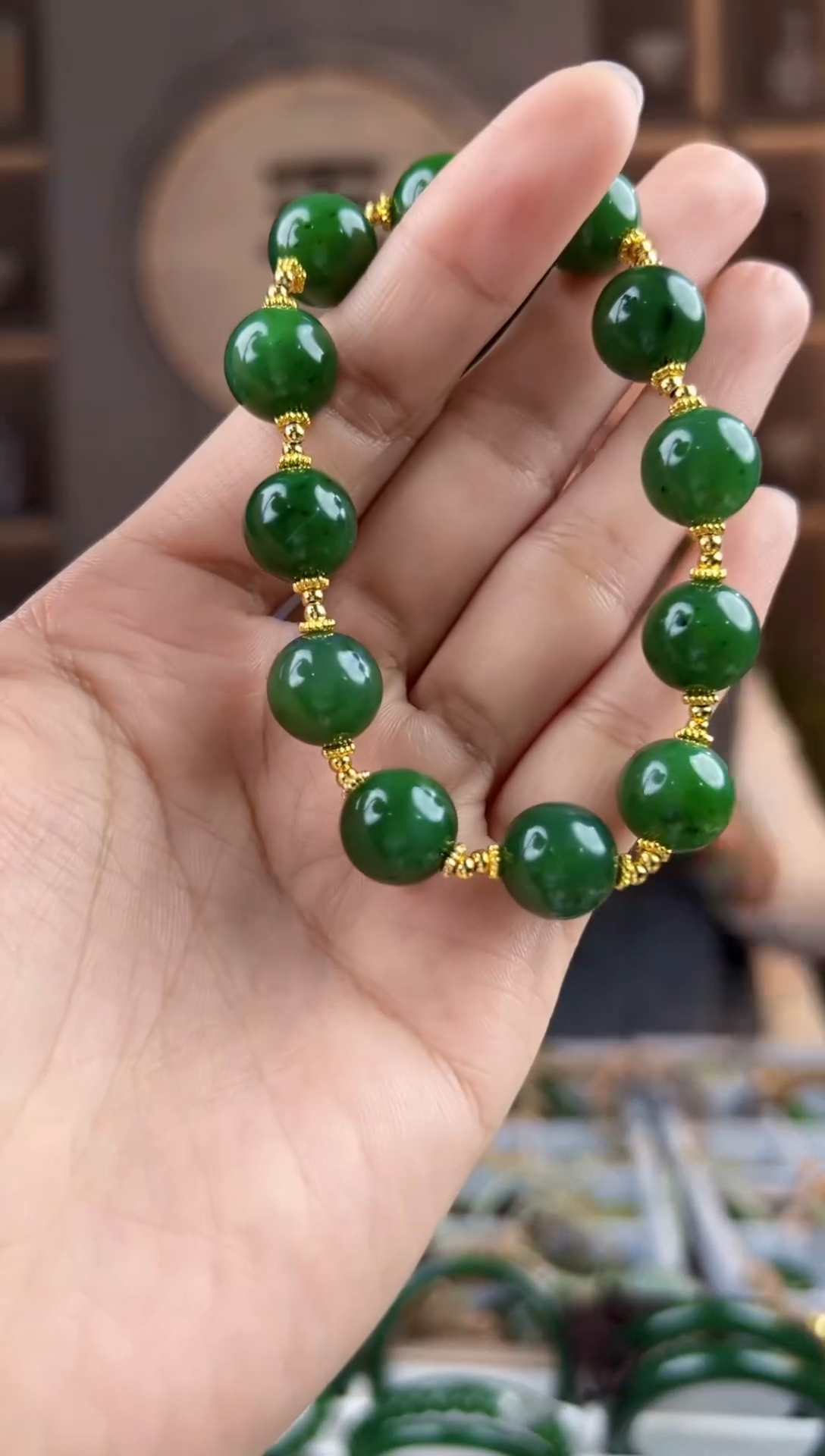 颈饰未镶嵌和田玉拍一发一，拍一发一