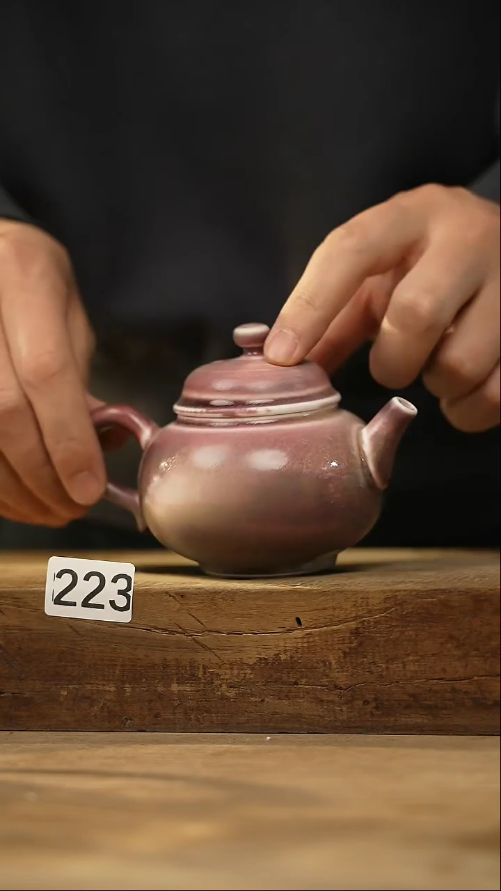 【闪购商品】瓷片福利！设计师款小茶壶 