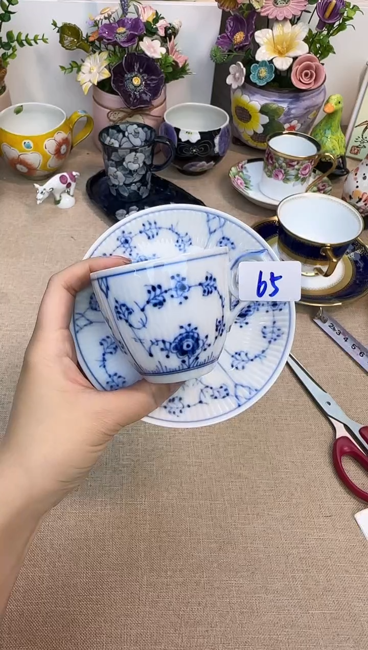 瓷片泡泡家的瓷器真好看