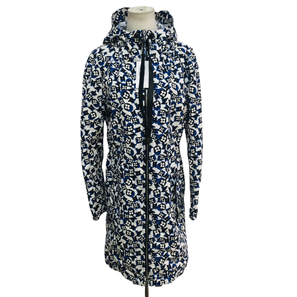 妃鱼/路易威登/锦纶/风衣/95新/马零二一一