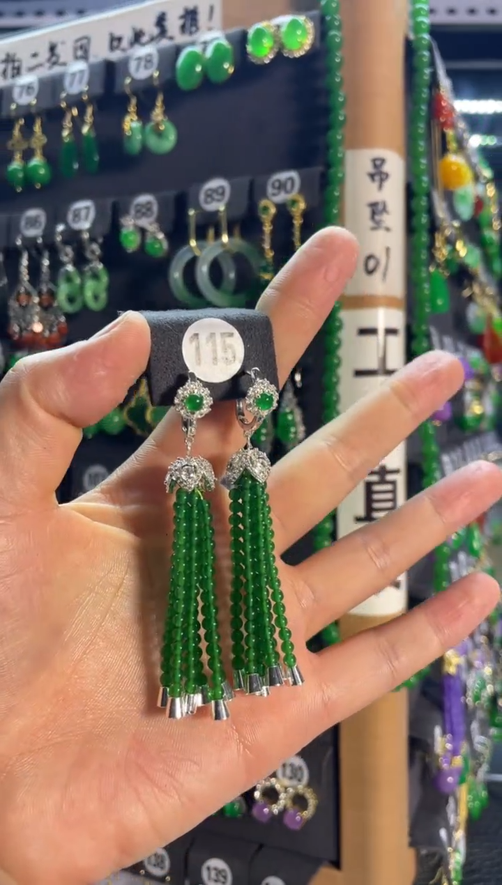 【闪购商品】翡翠耳饰银S925镶嵌115.....