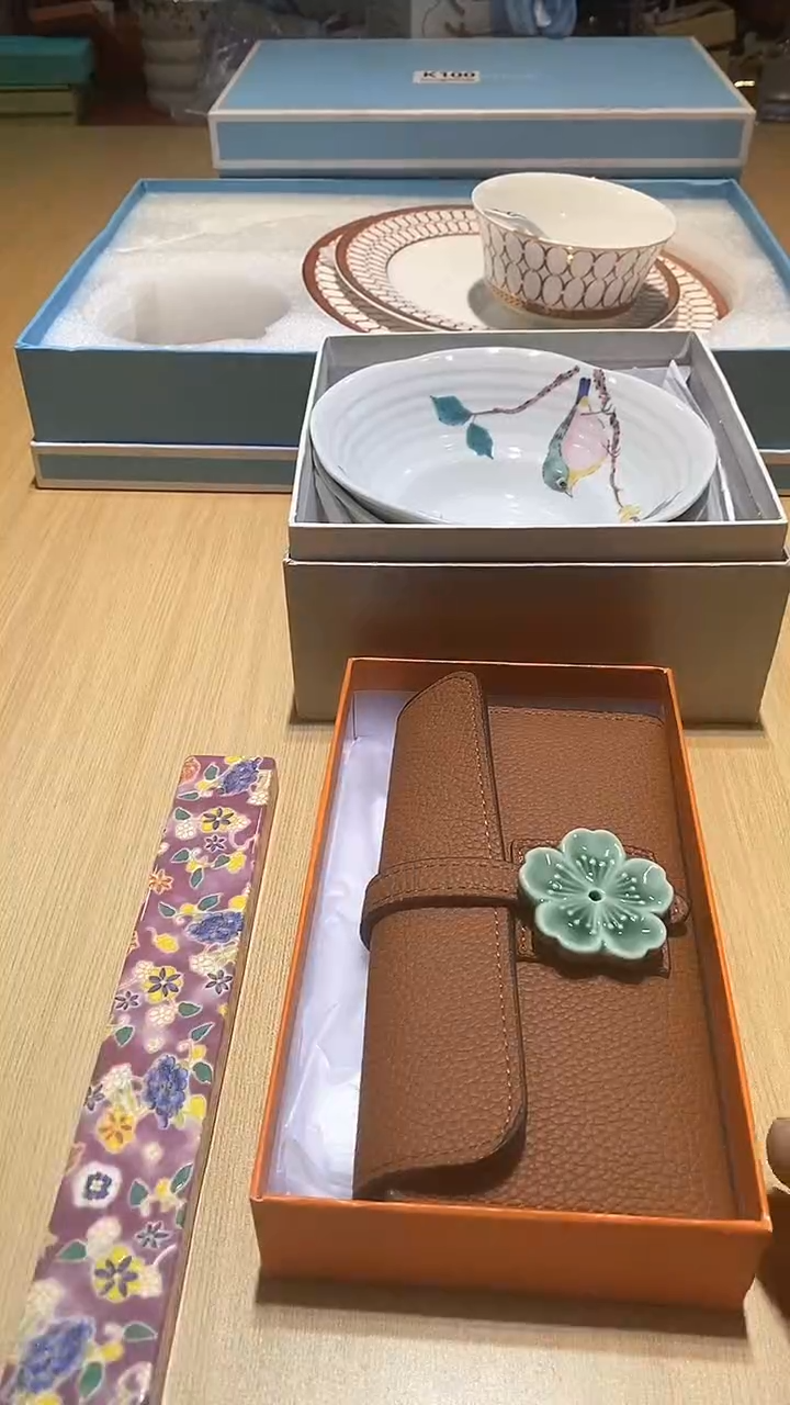 【闪购商品】瓷片锅碗瓢盆一件不剩