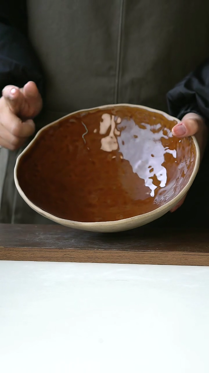 【闪购商品】陶瓷出西班牙焦糖大斗笠碗20cm@4-2@