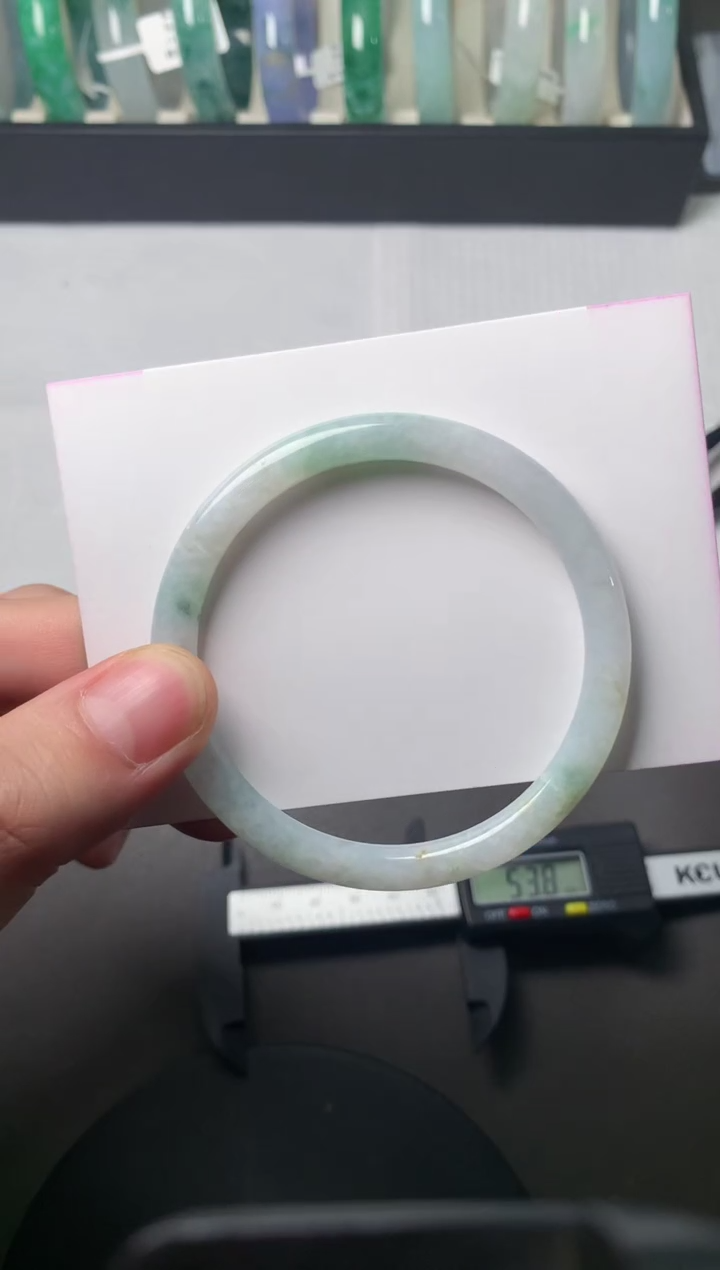 【闪购商品】翡翠手镯（圆镯）未镶嵌54*6.4*6.5