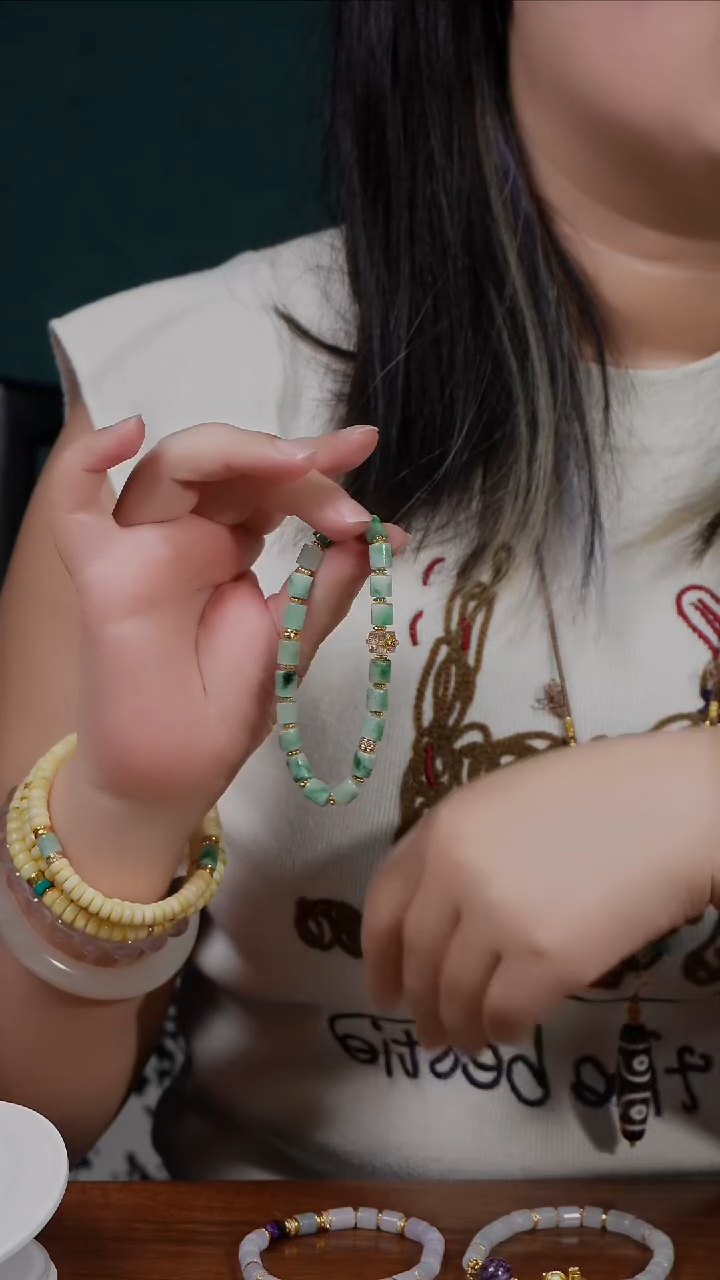 银S925镶嵌翡翠耳饰圆****胖翡翠直切手链