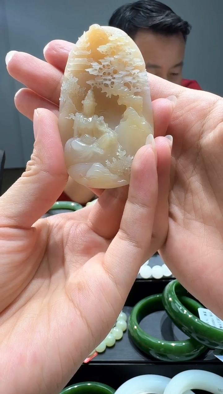 颈饰未镶嵌和田玉【瑞睿珠宝】和田玉山水观音