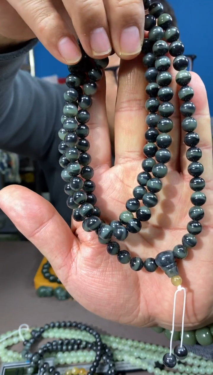 颈饰未镶嵌和田玉颜色多样性发货拍一发一