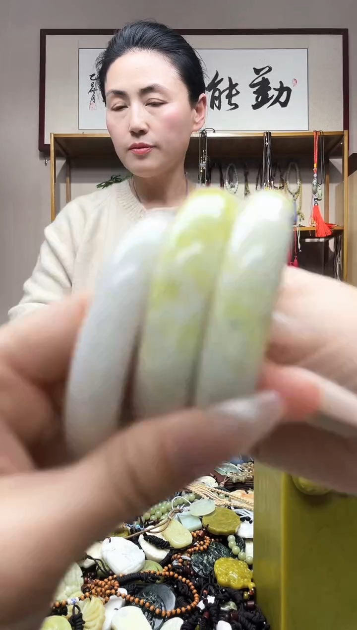 未镶嵌岫玉吊坠·多样性发货拍一发一