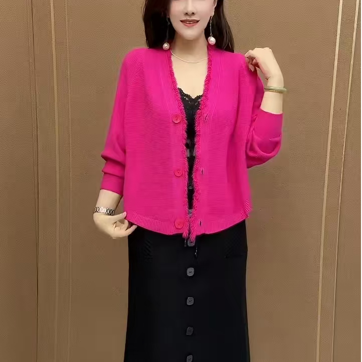 时尚女士拼接蝙蝠袖针织开衫秋季新款高档潮流轻奢韩系v领毛衣衫