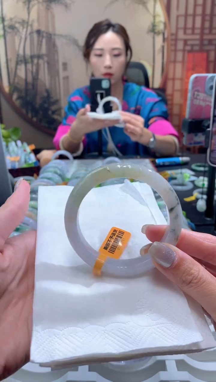 未镶嵌手镯翡翠000070457