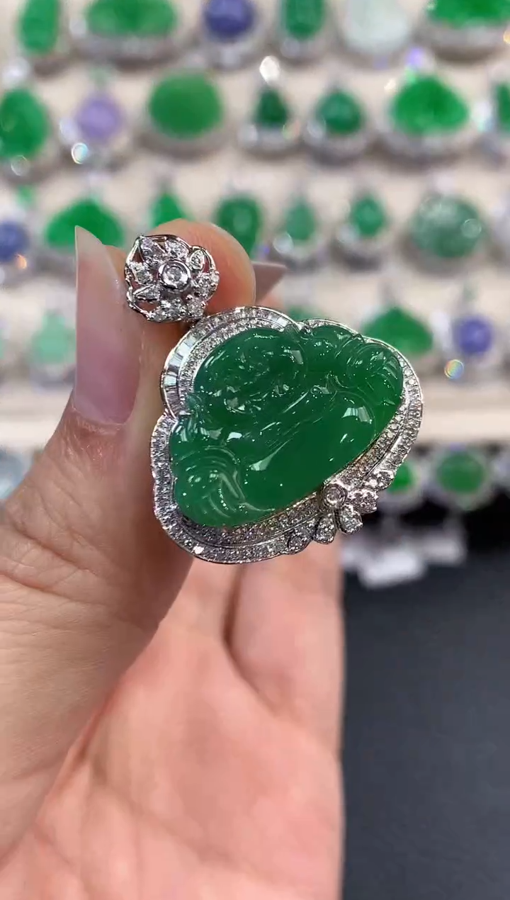 【闪购商品】翡翠吊坠(不含链)18K金镶嵌c92